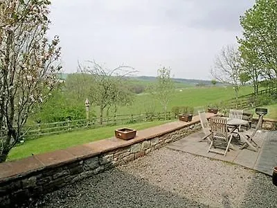 Riverbank Feriehus Pooley Bridge
