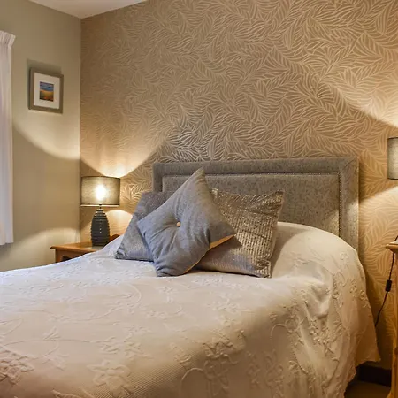 Holiday home Riverbank Pooley Bridge