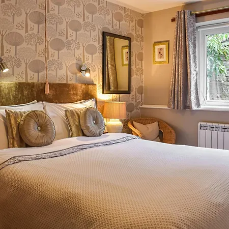 Дом отдыха Riverbank *