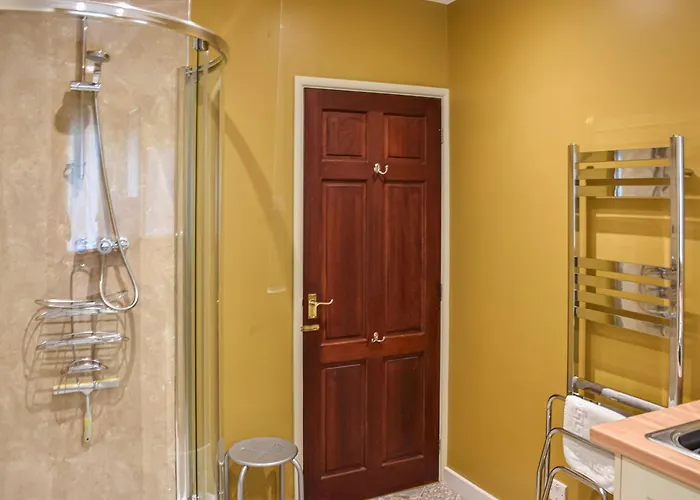 Riverbank Пули-Бридж